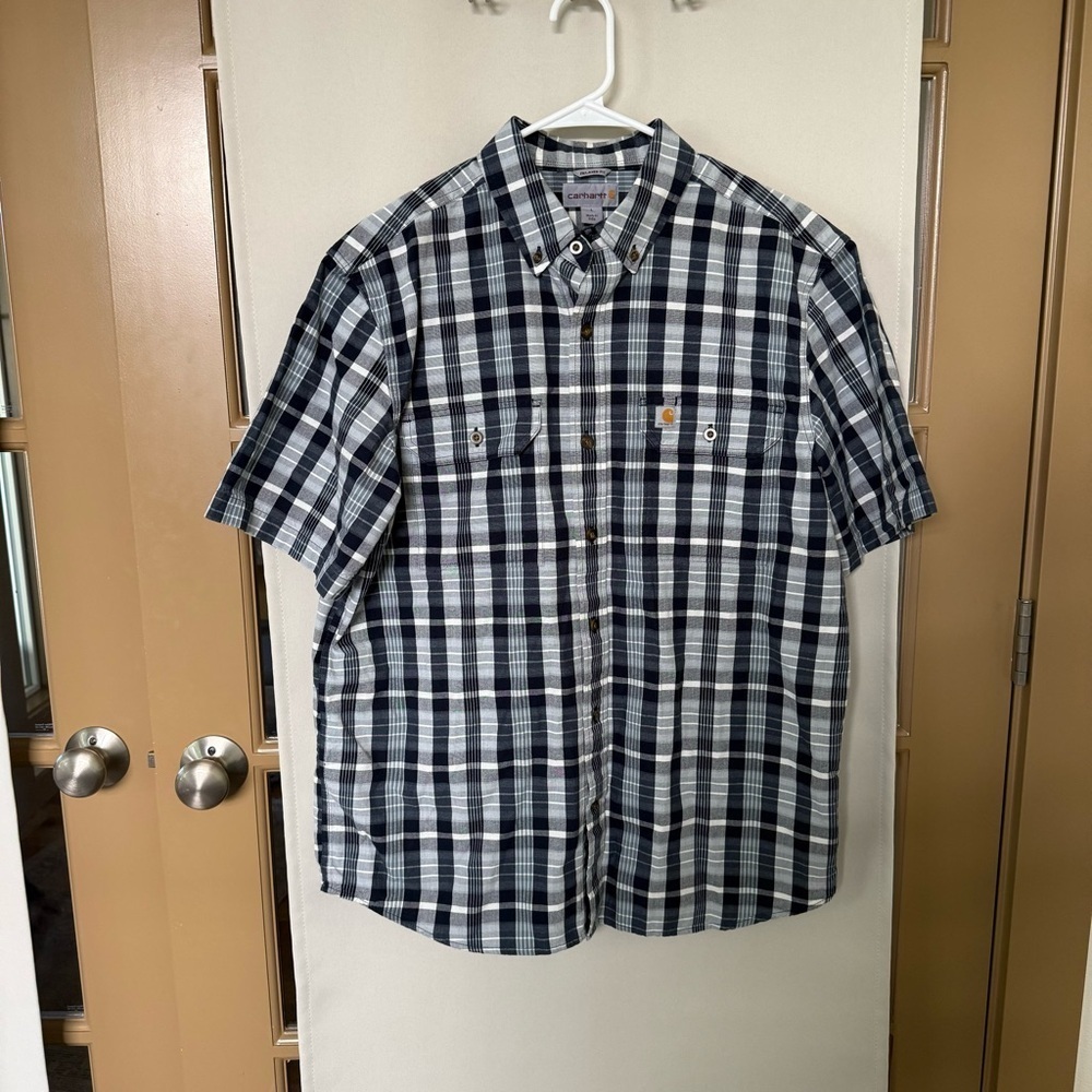 Carhartt Men's Large Relaxed Fit Blue White Plaid Short Sleeve Button Down Shirt